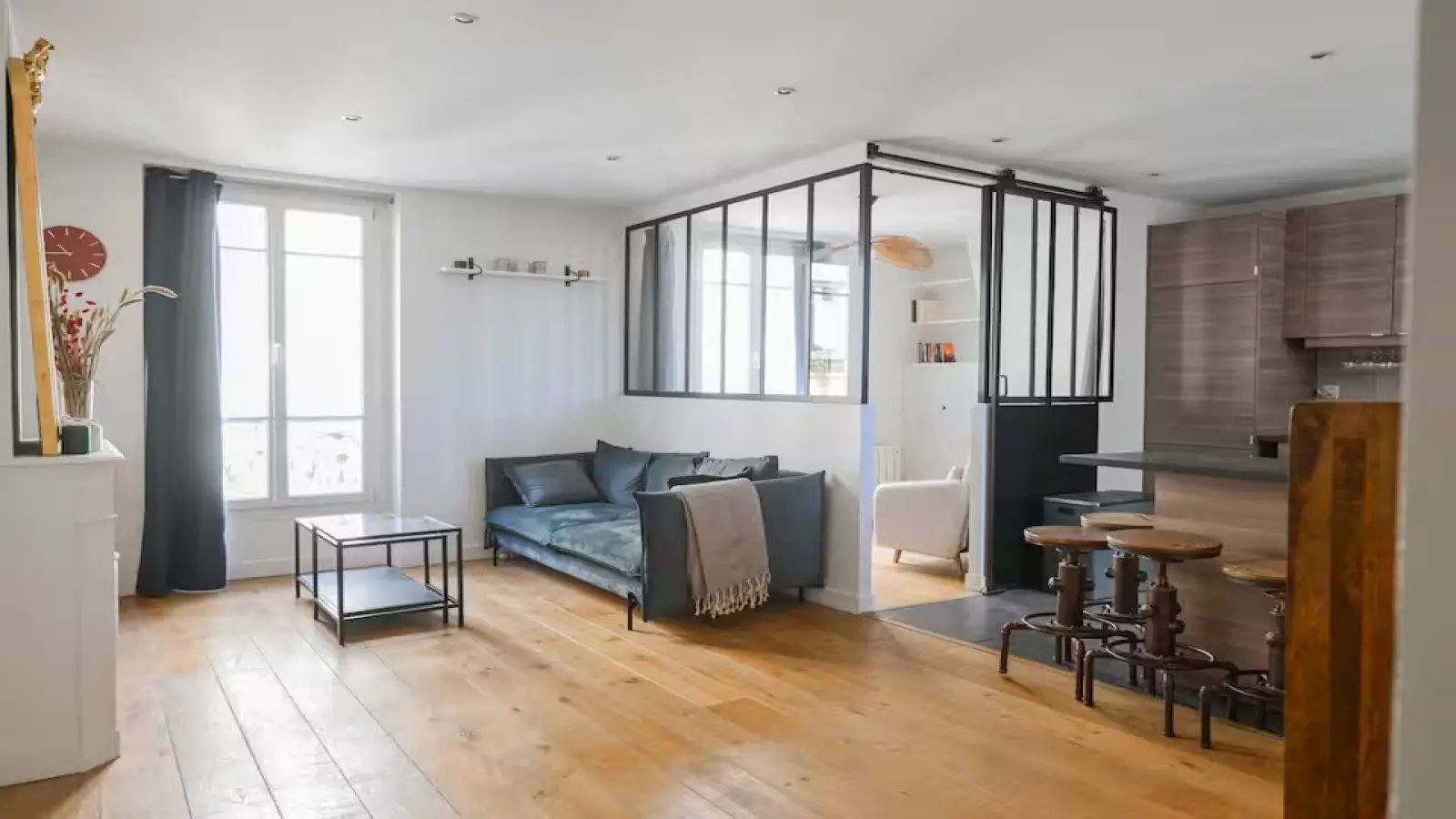 Flat Rue de Sambre et Meuse in Paris