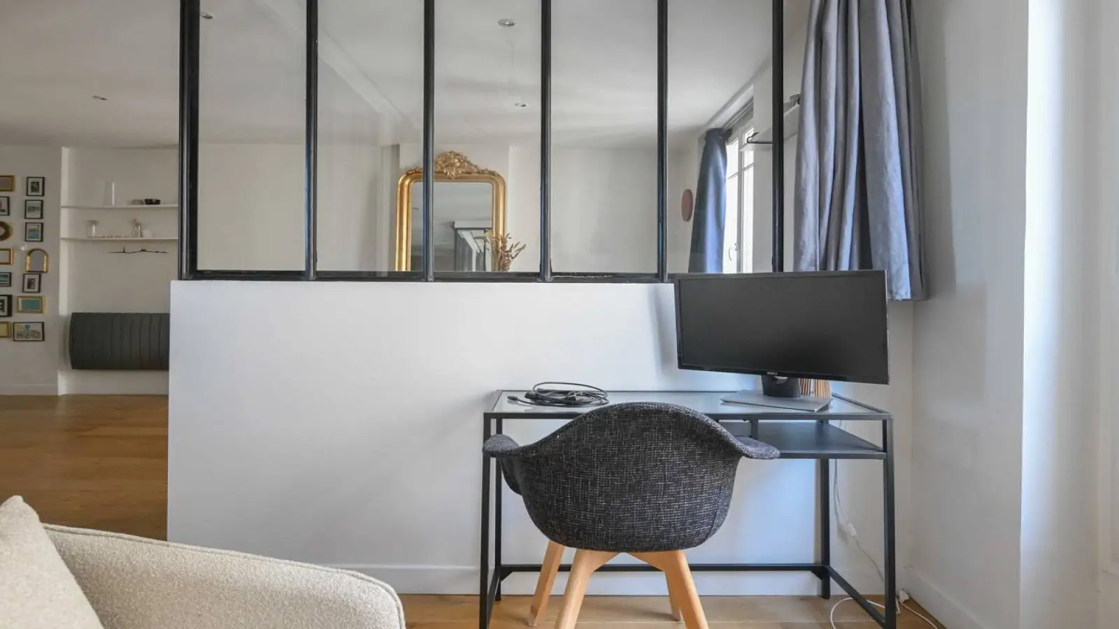 Appartement Rue de Sambre et Meuse à Paris