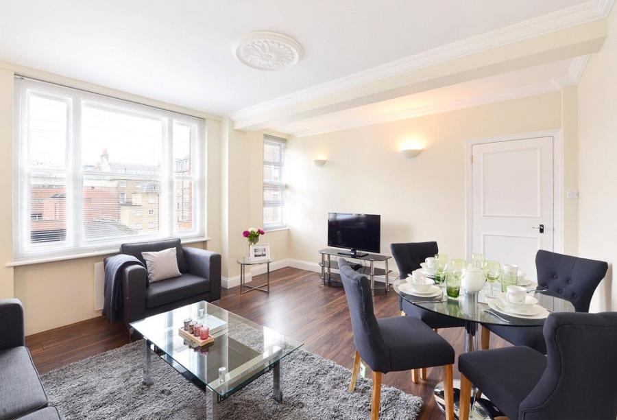 Flat Waverton Street in City of Westminster