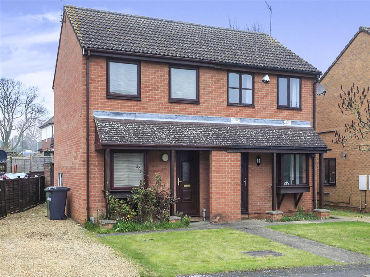 House Beatons Close in Huntingdonshire