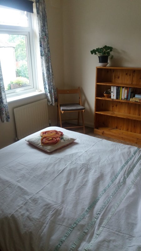 Room Emscote Road in Coventry