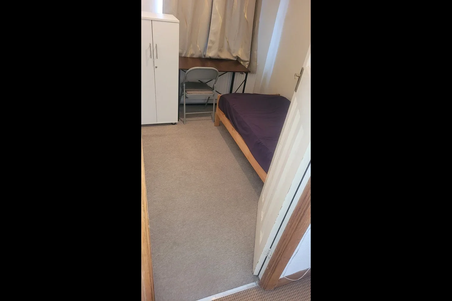 Room Field End Road in Greater London
