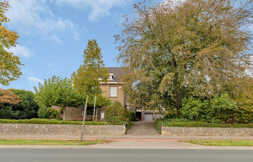 Huis Rijksweg 77 in Berg en Terblijt