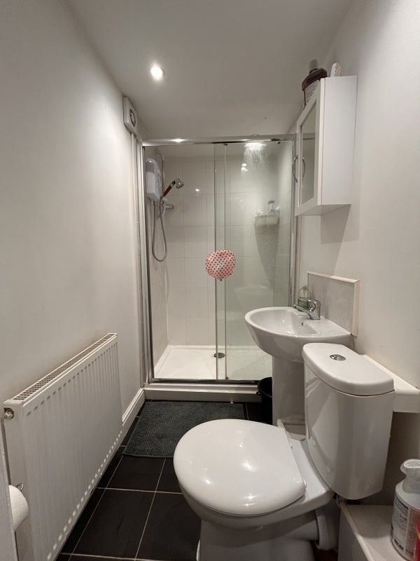 Room Beechwood View in Leeds