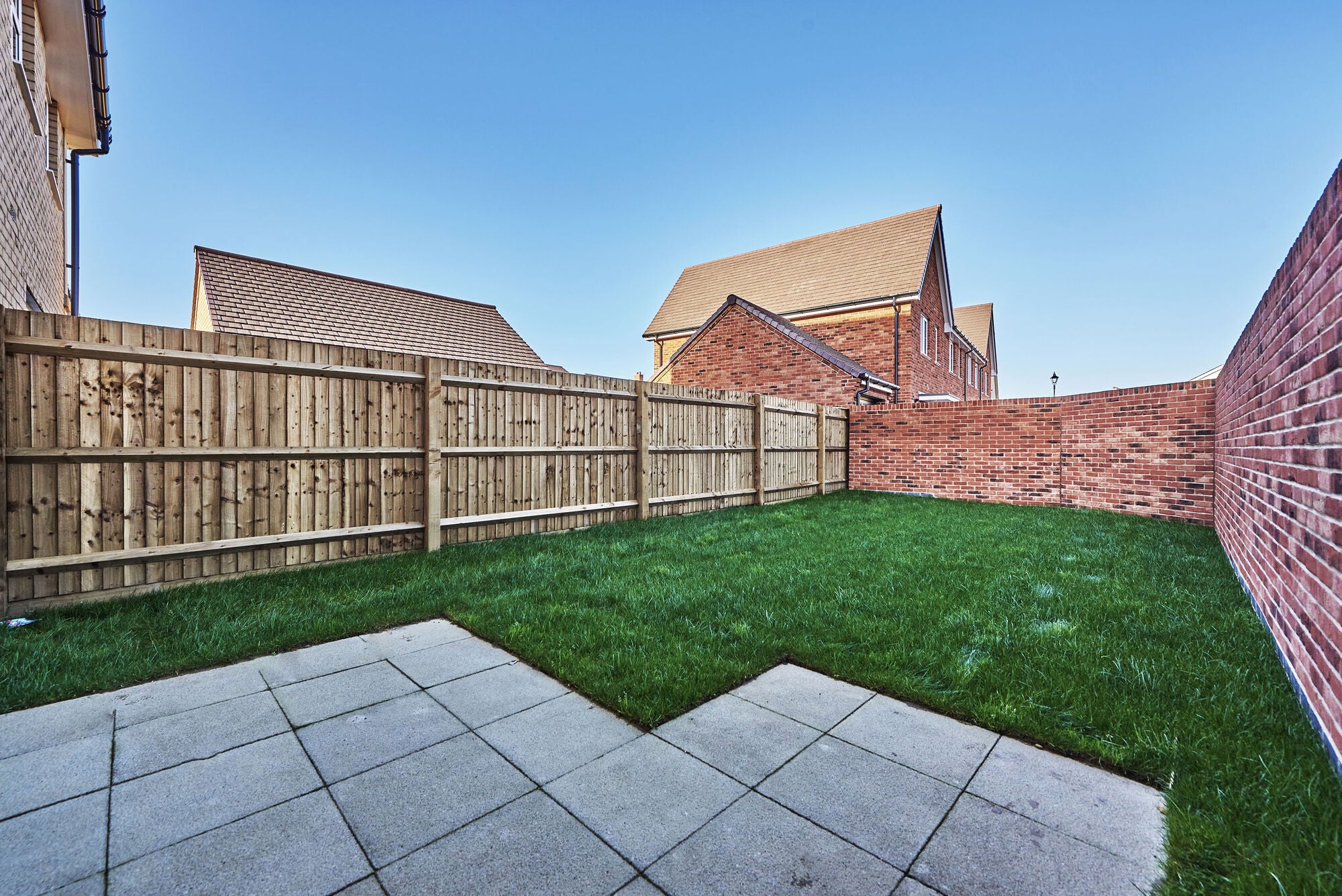 House Falcon Way in St Albans