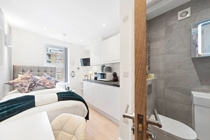 Room Swinton Street in Greater London