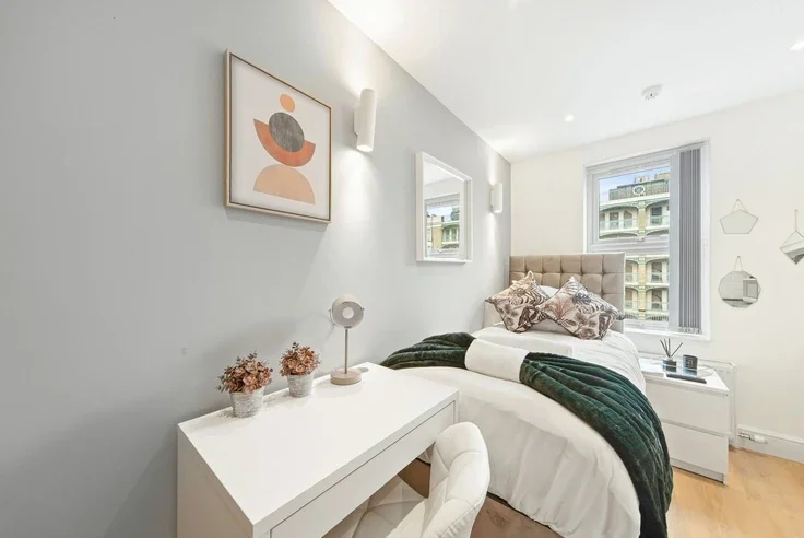 Room Swinton Street in Greater London