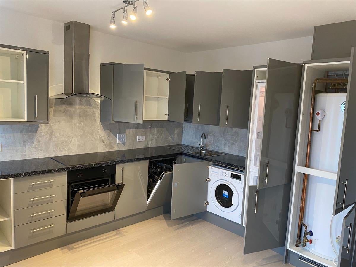 Flat Paris Avenue in Newcastle-under-Lyme