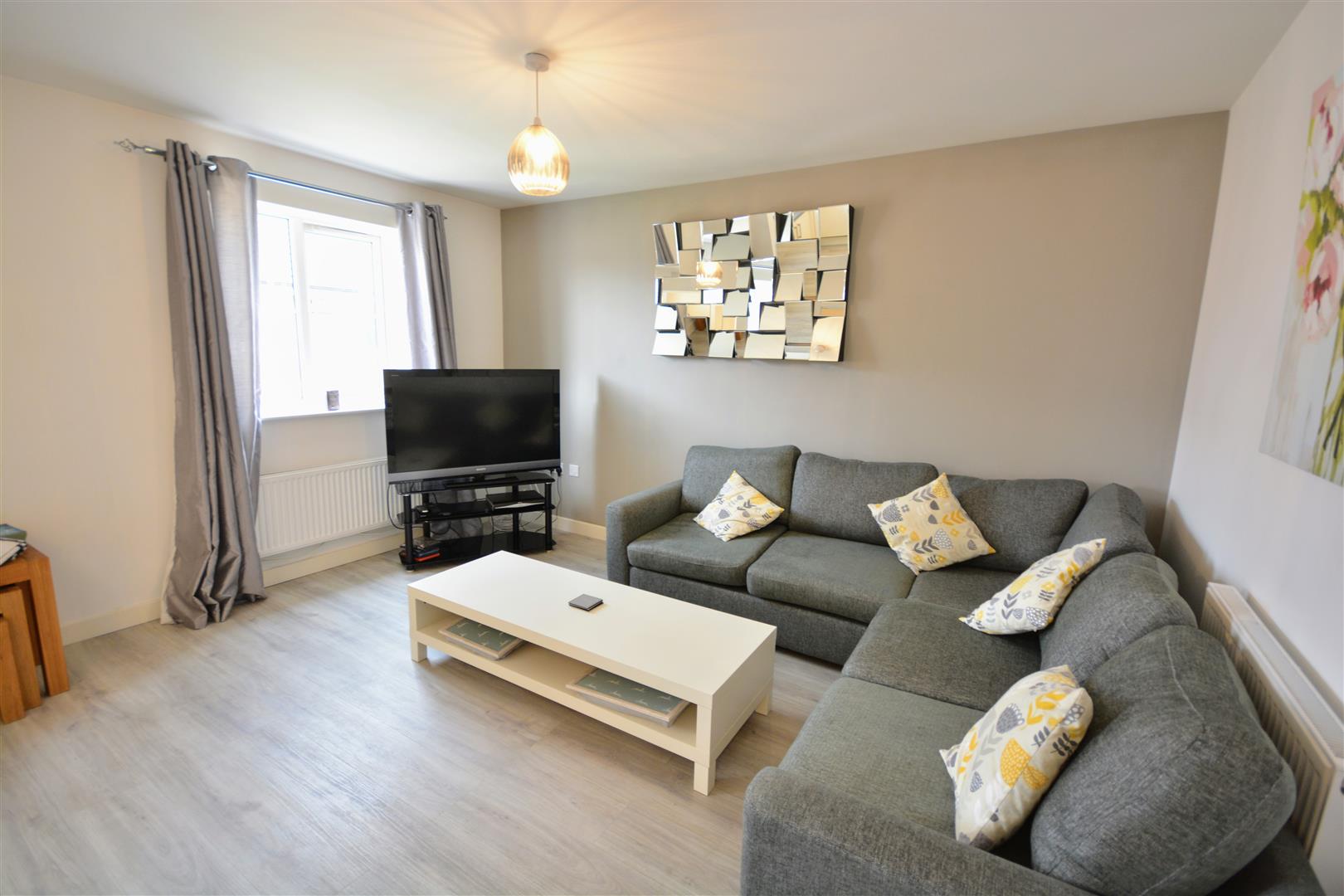 Flat Winter Close in Epsom and Ewell