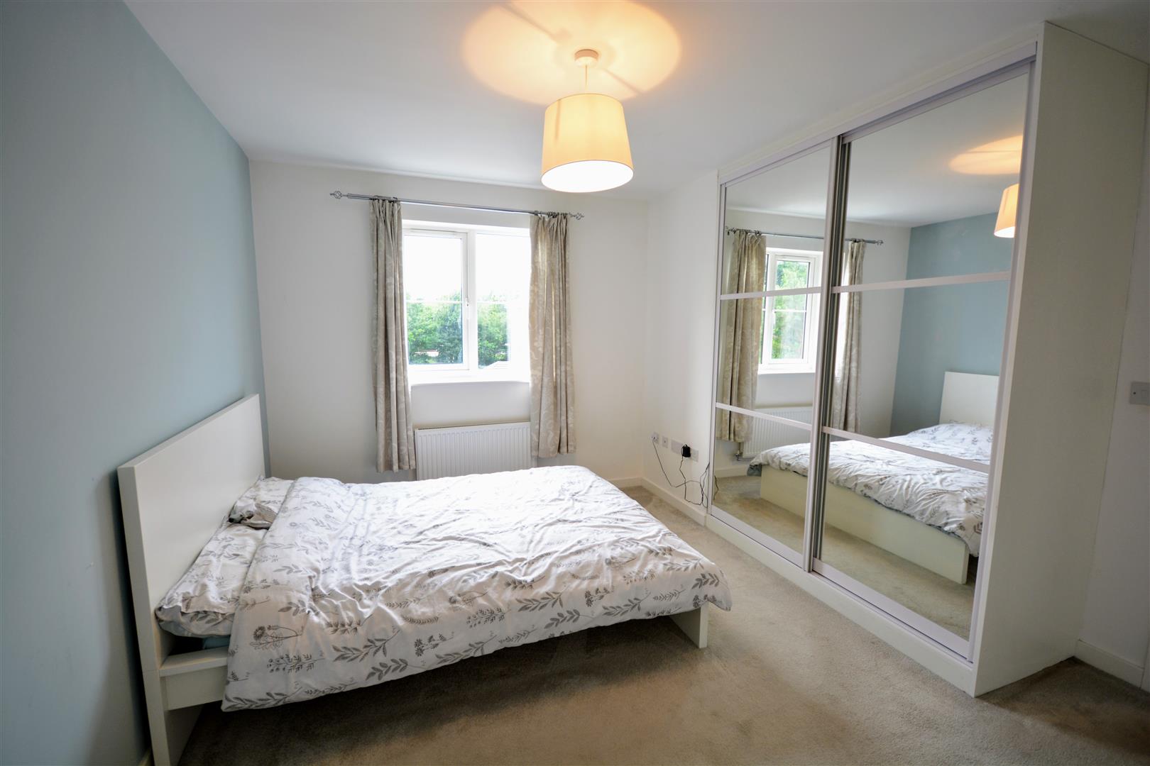 Flat Winter Close in Epsom and Ewell