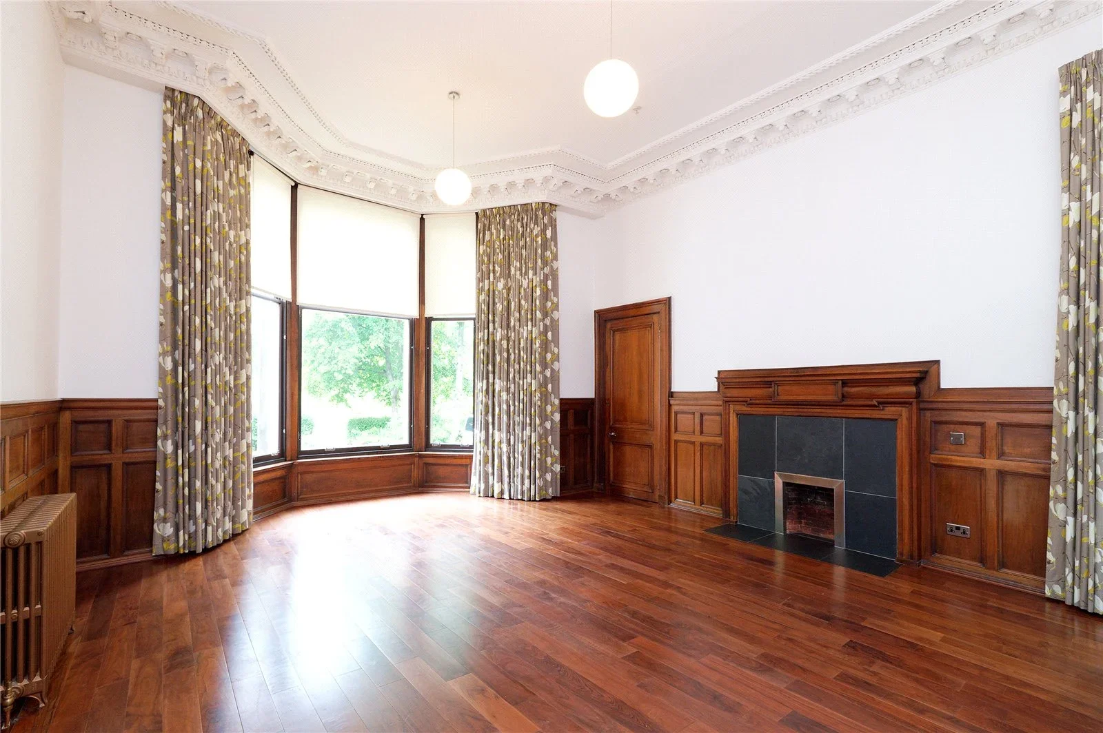 Flat Belhaven Terrace in Glasgow