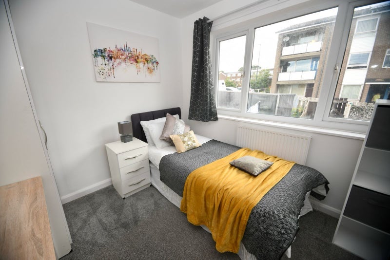 Room Burnstones in Newcastle upon Tyne
