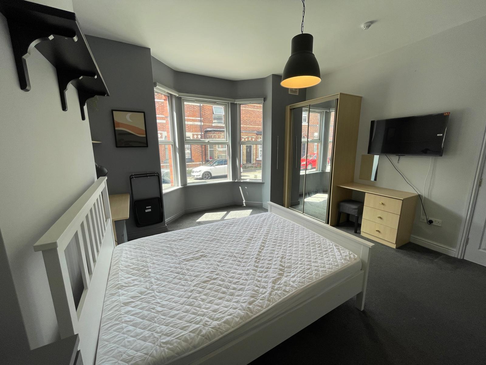 Room Bouverie Street in Chester