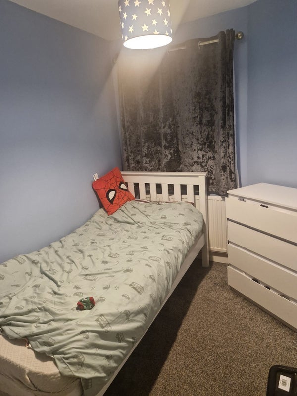 Room Princess Crescent in Greater London