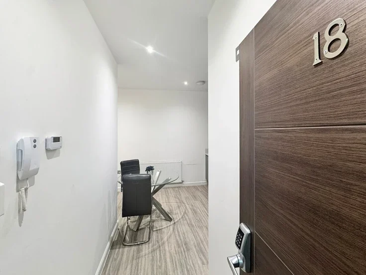 Flat Evans Gate in Milton Keynes