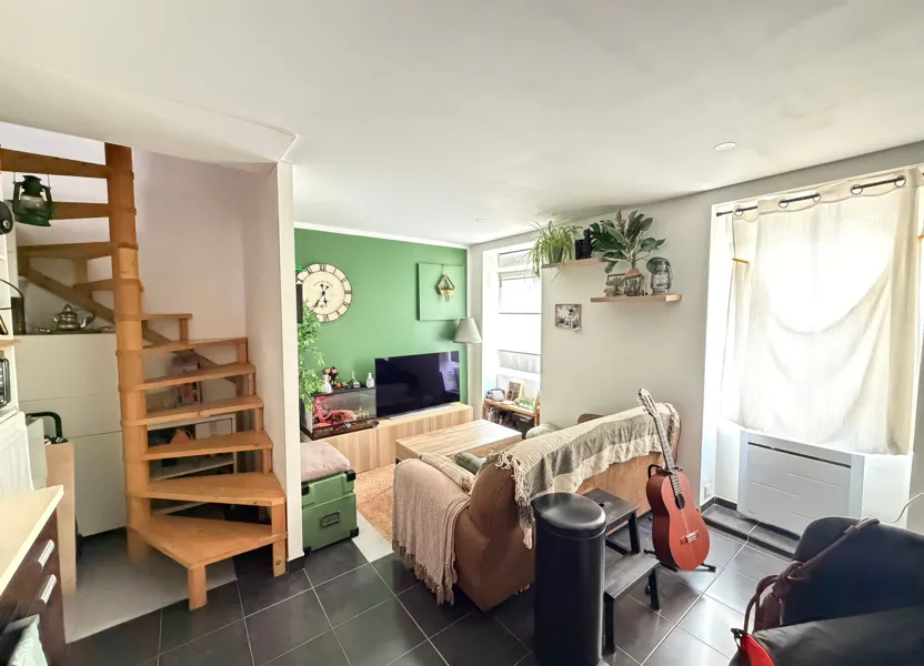 House Rue Georges Politzer in Brest