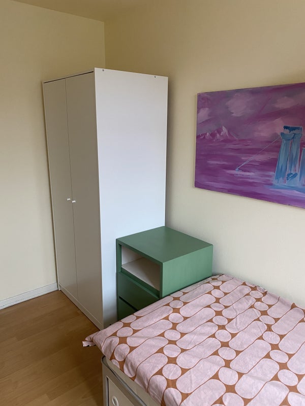 Room St Mary's Road in Greater London