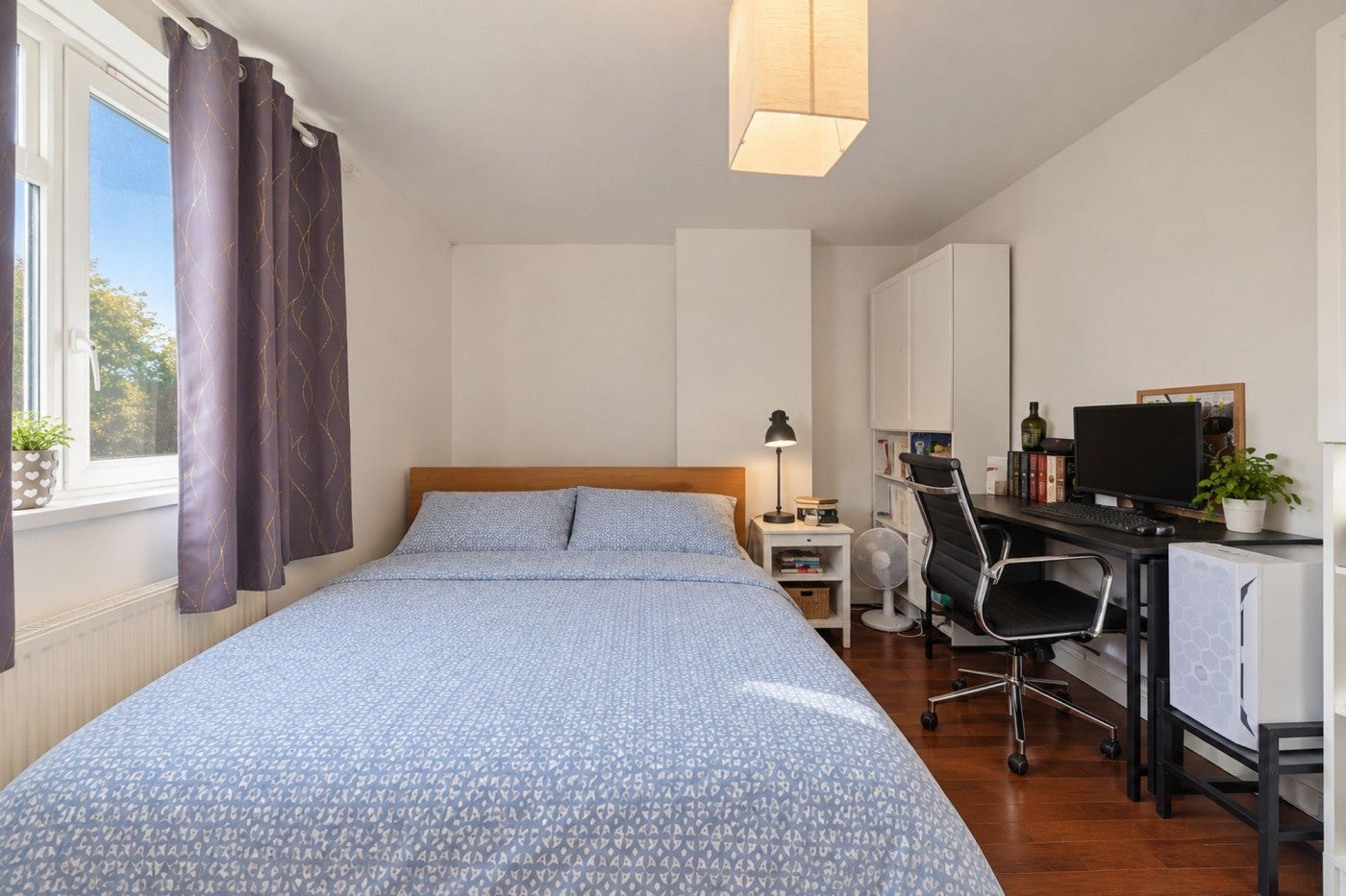 Flat Regina Road in Greater London