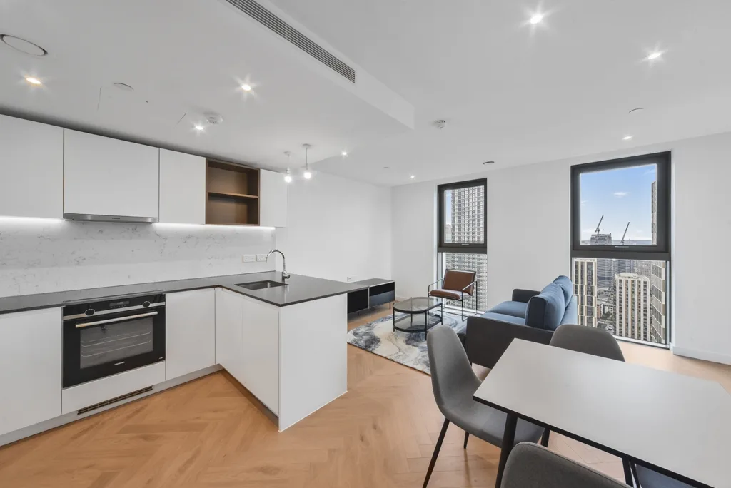 Flat Charter Street in Greater London