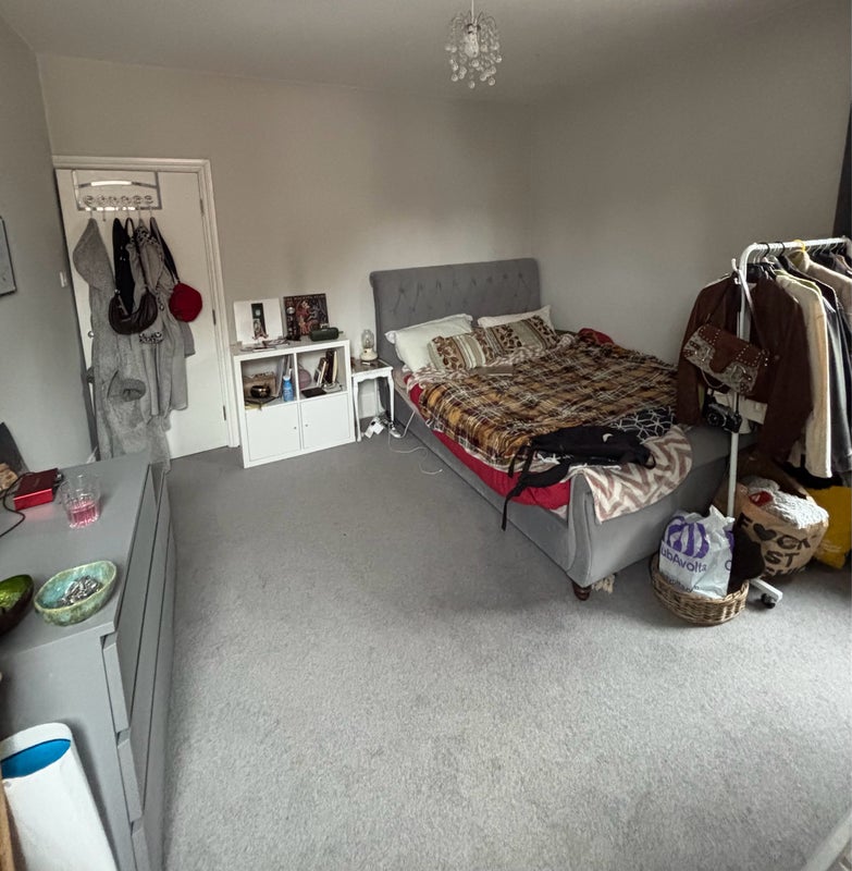 Room Penrhyn Road in Sheffield