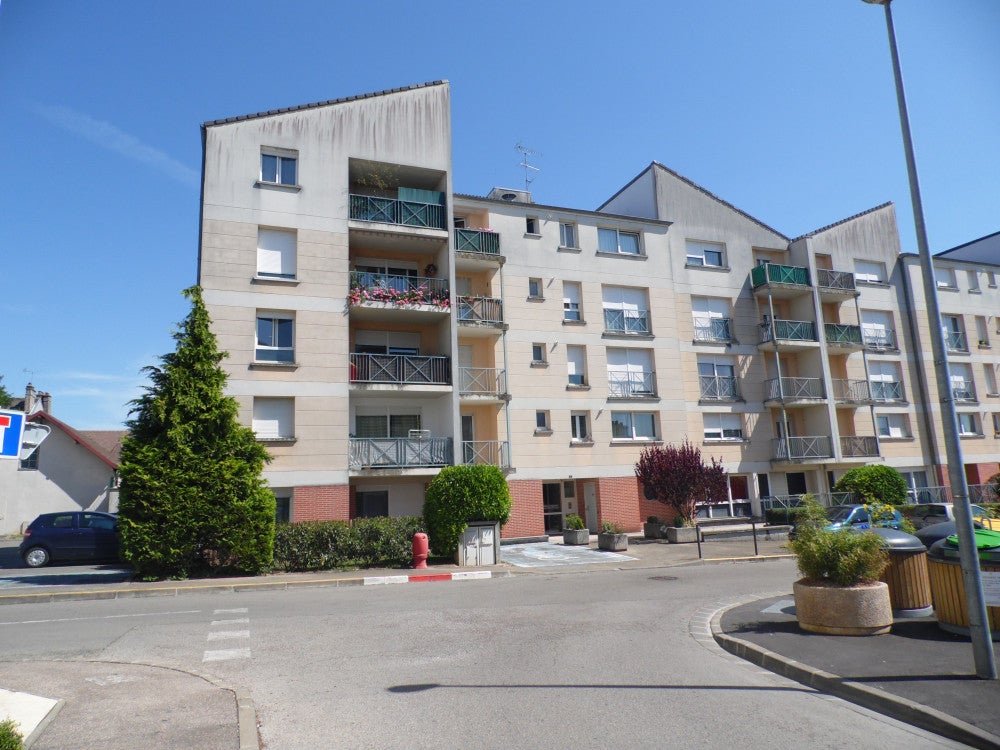 Appartement Rue de l'Ouest à Sainte-Savine