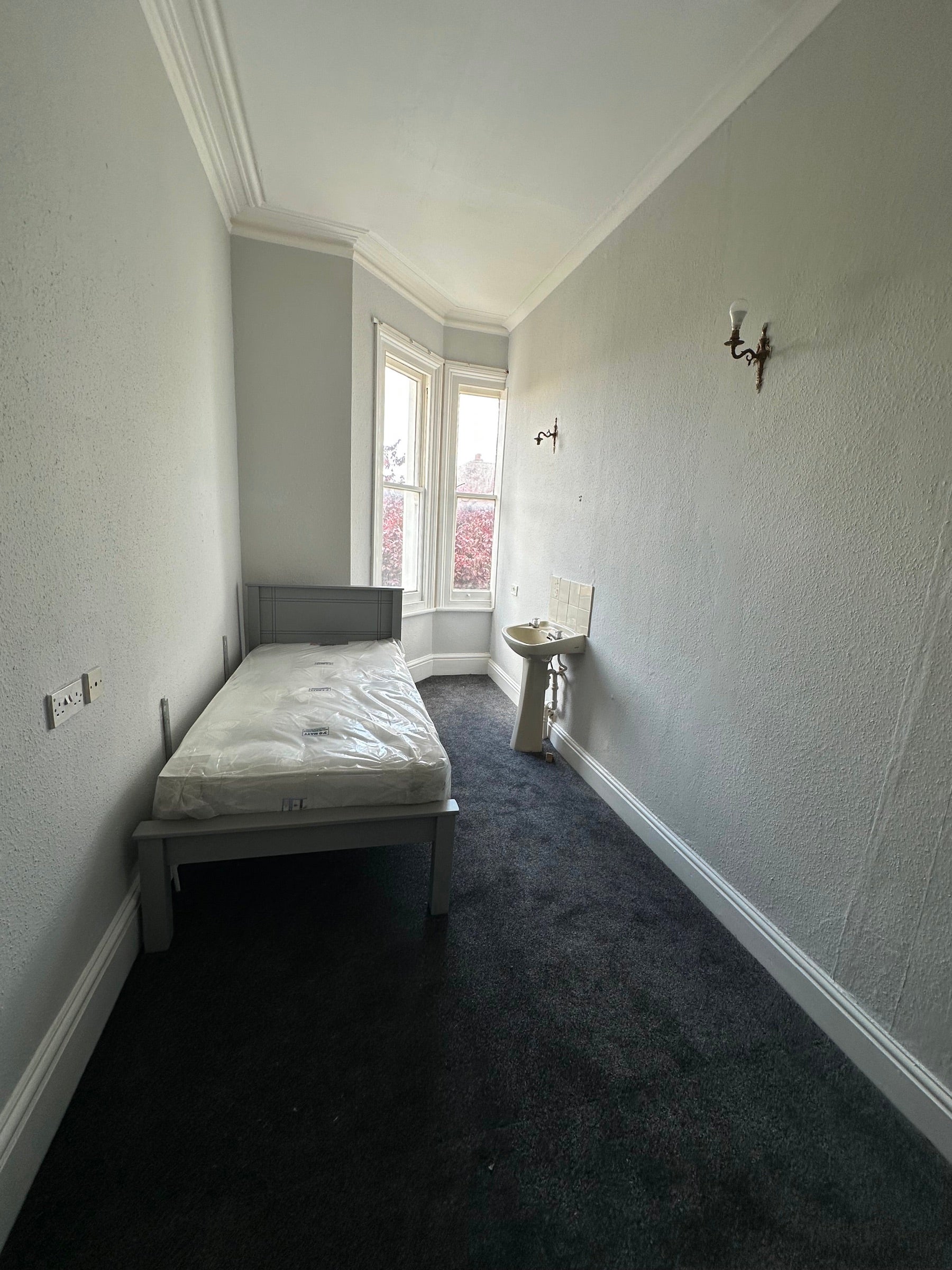 Room Plymouth Place in Royal Leamington Spa
