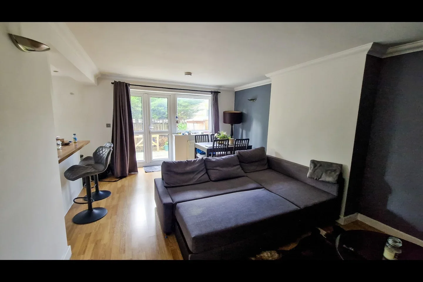 Flat Leigham Court Road in Greater London