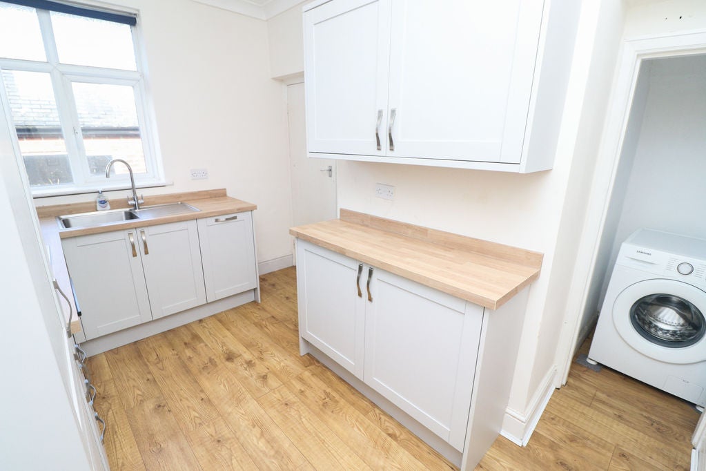 Flat Olive Gardens in Gateshead