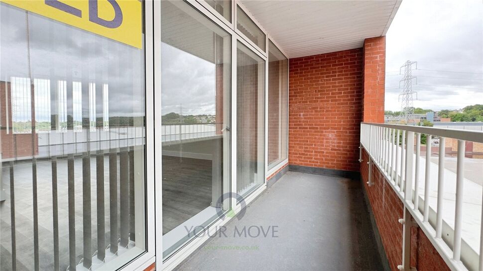 Flat Crayford Road in Dartford