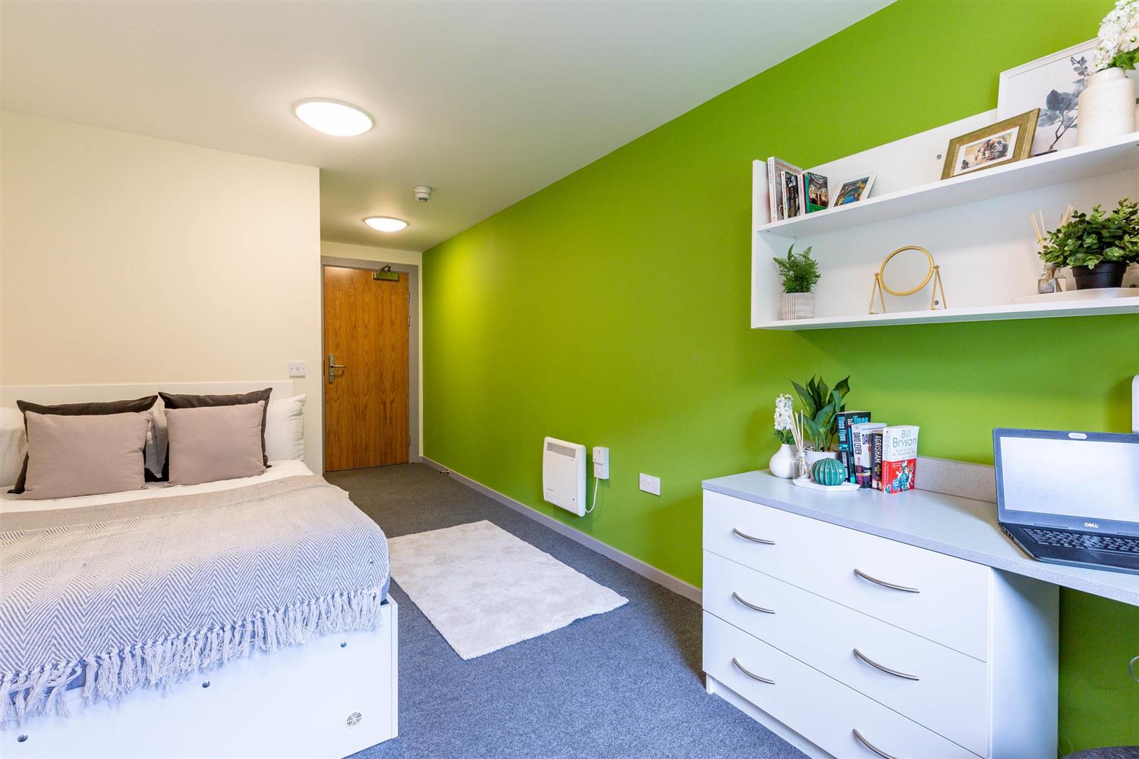 Room Portland Road in Newcastle upon Tyne