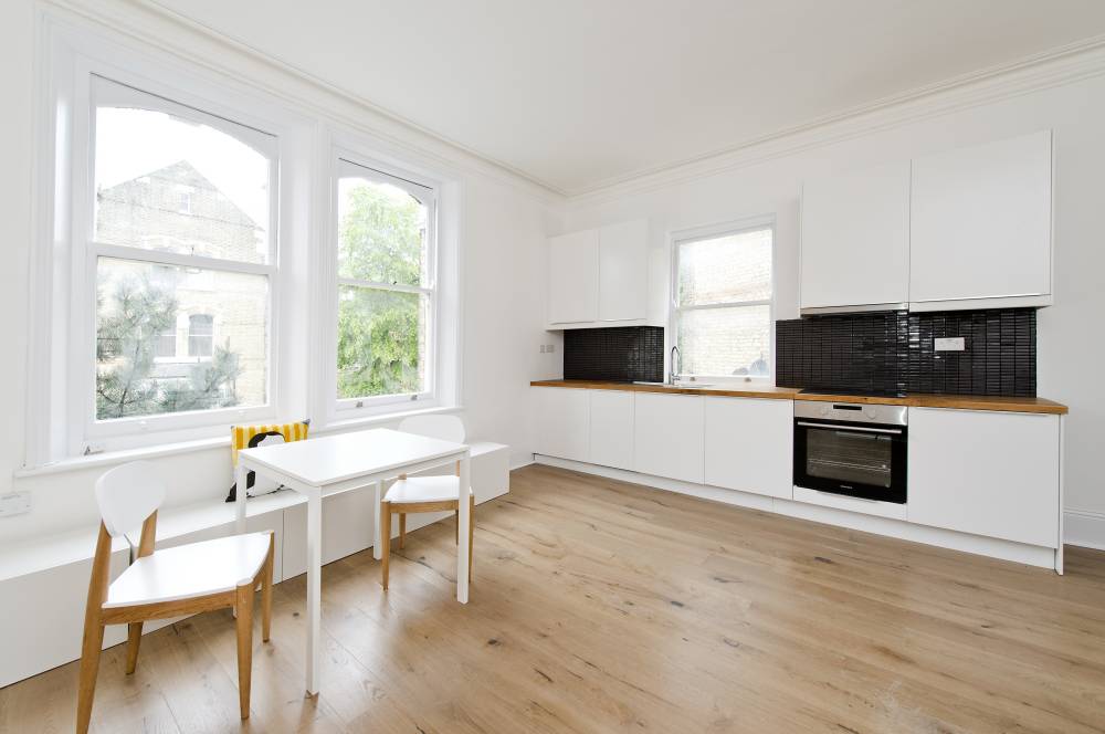 Flat Edith Road in Greater London