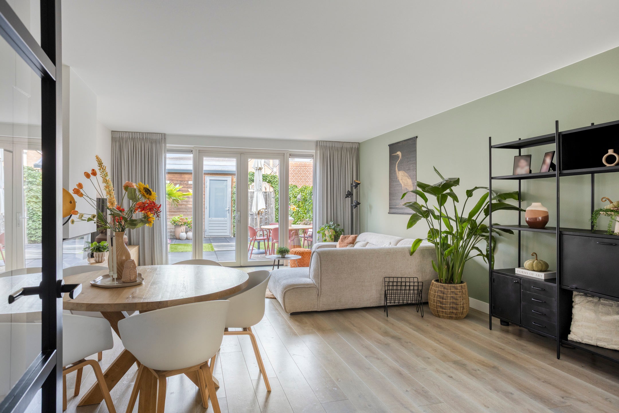 Hoekwoning te koop: Molenweg 24, Nijkerk