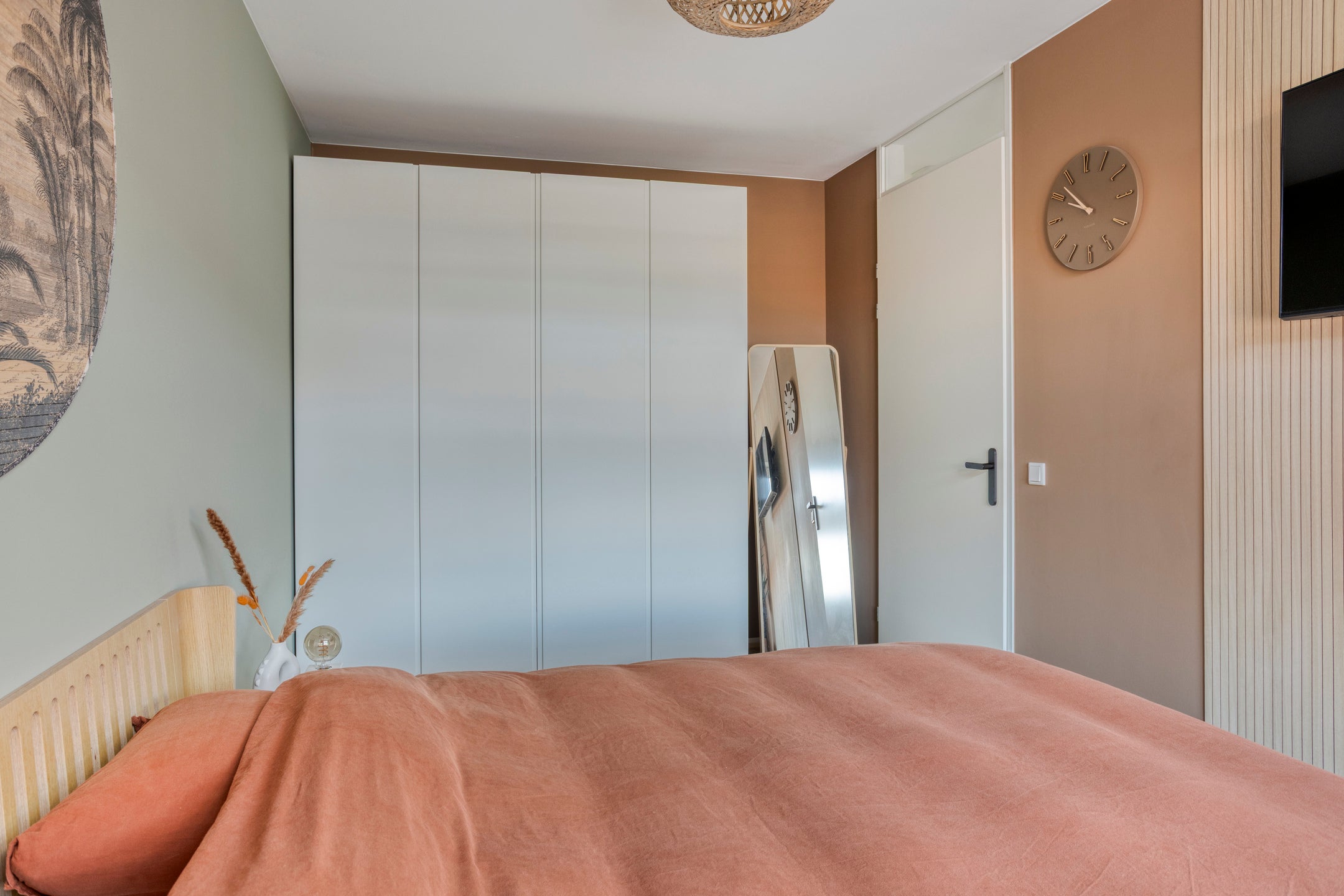 Hoekwoning te koop: Molenweg 24, Nijkerk