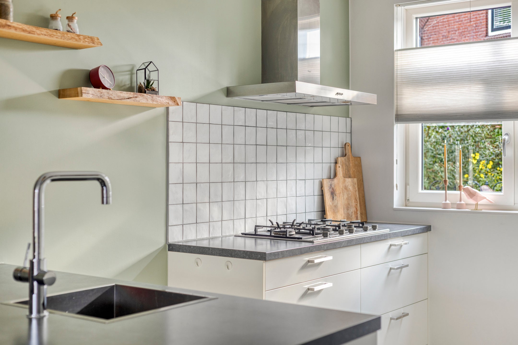 Hoekwoning te koop: Molenweg 24, Nijkerk
