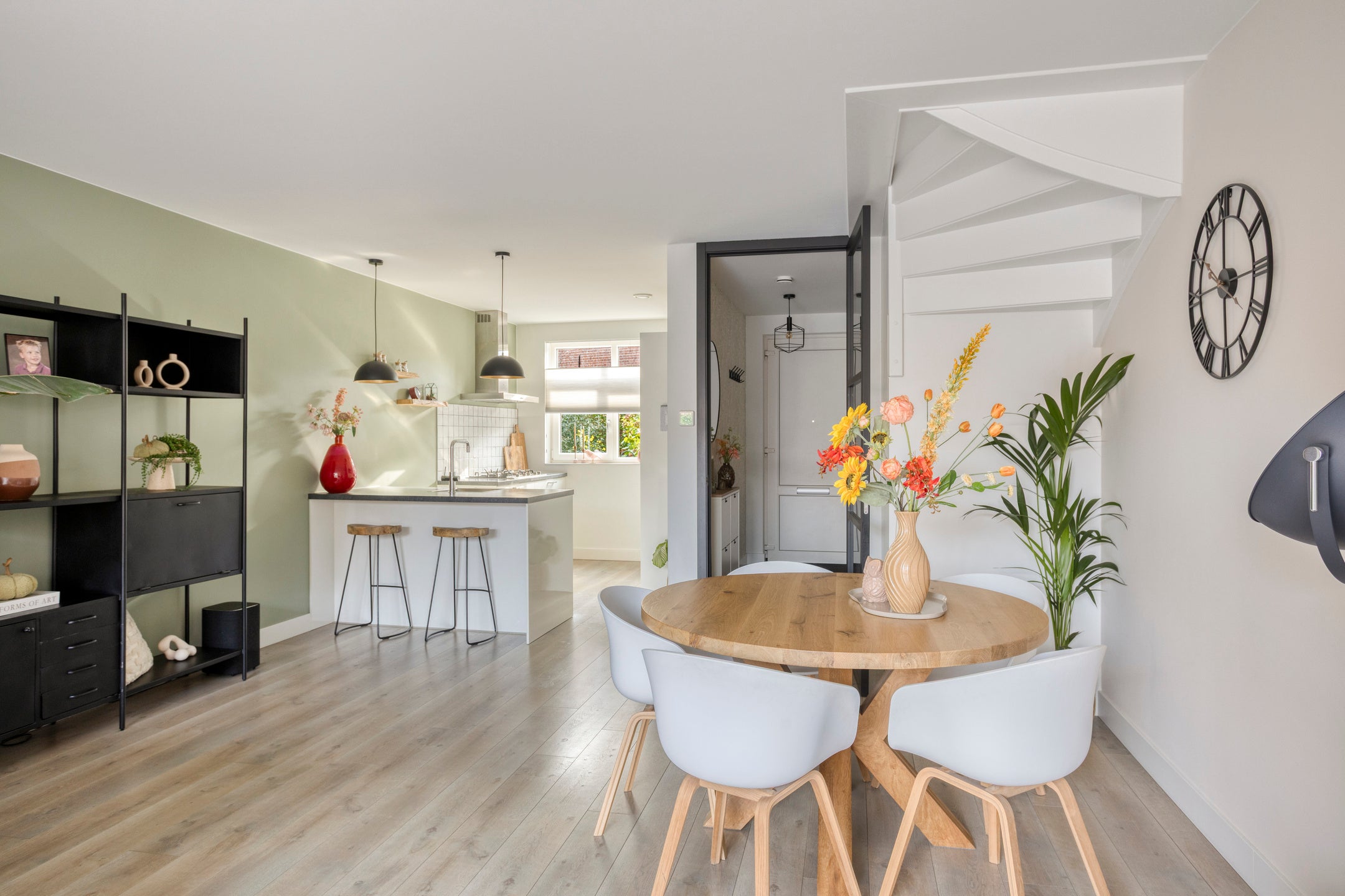 Hoekwoning te koop: Molenweg 24, Nijkerk