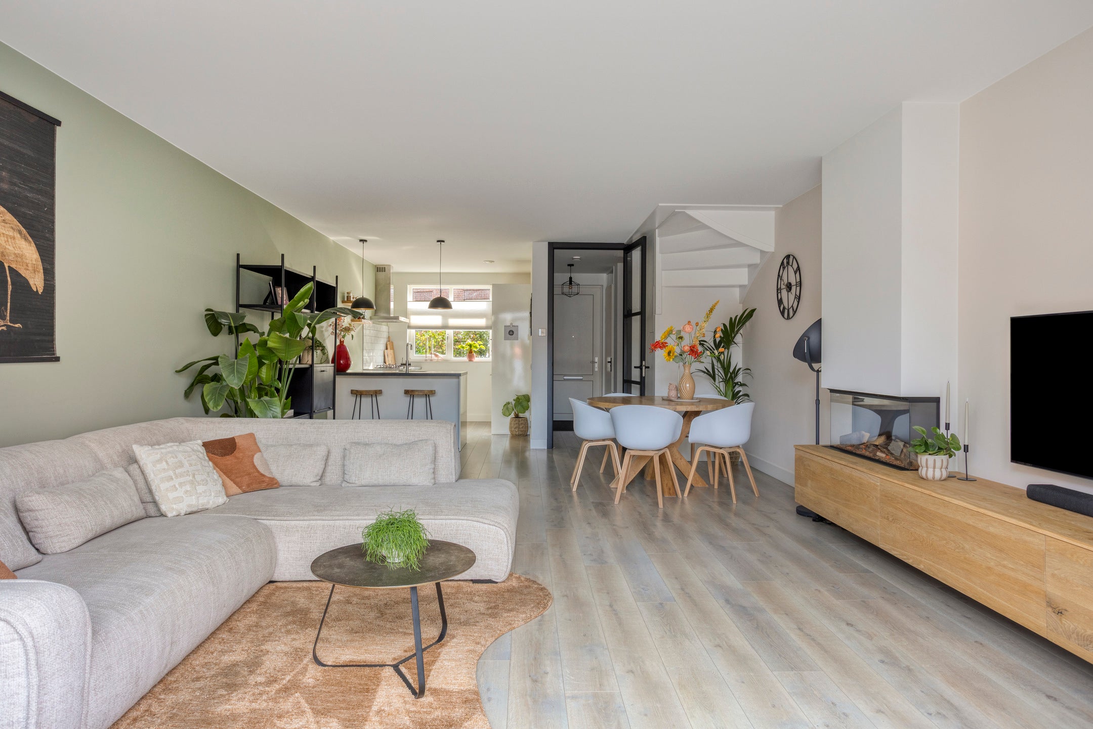 Hoekwoning te koop: Molenweg 24, Nijkerk