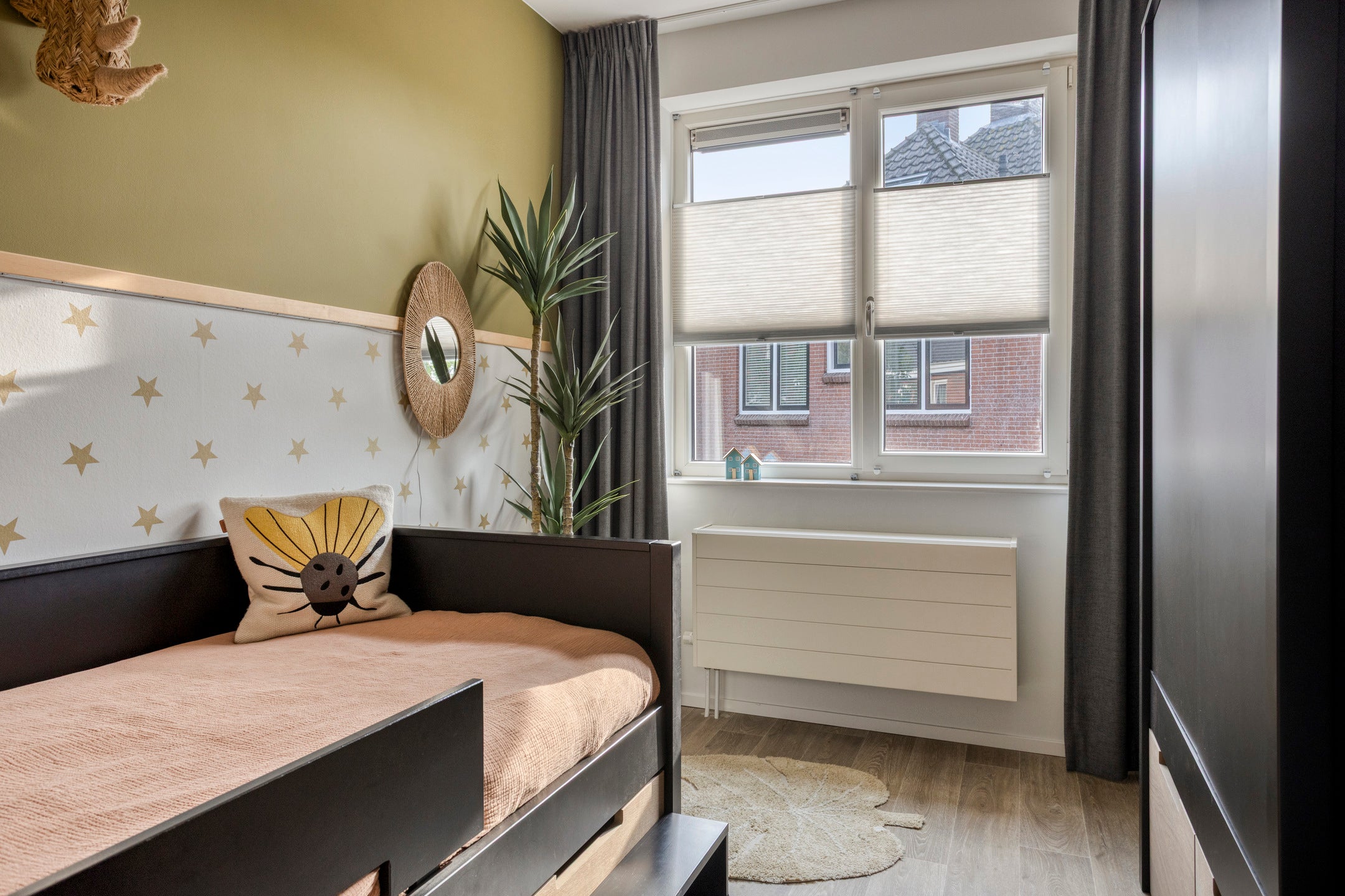 Hoekwoning te koop: Molenweg 24, Nijkerk