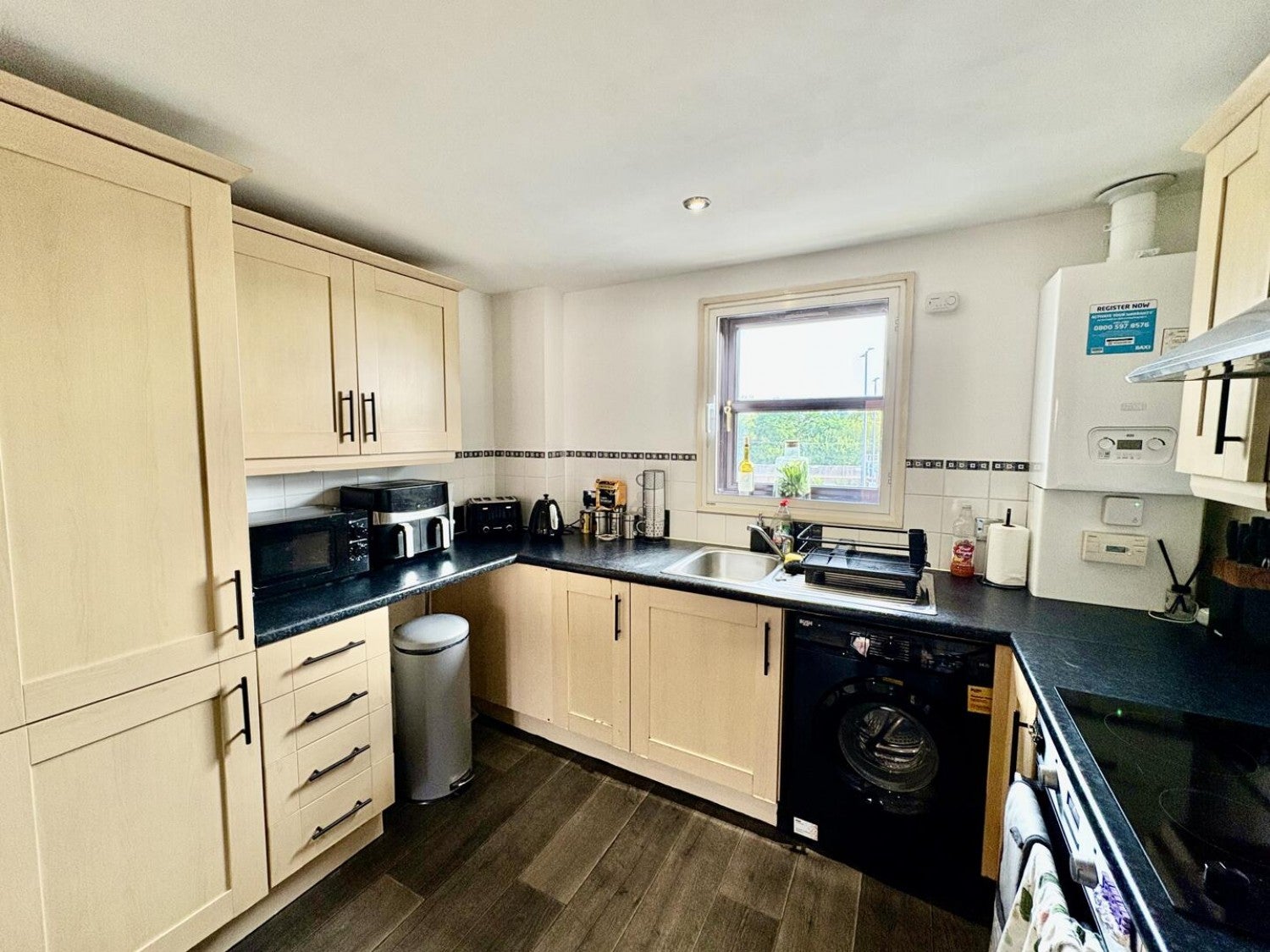 Flat Albert Road in Tamworth
