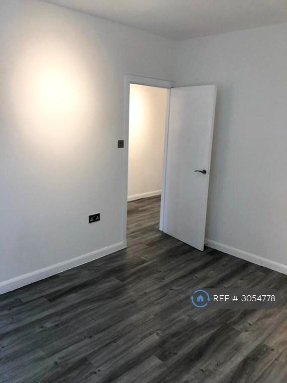 Flat Wiseman Street in Burnley
