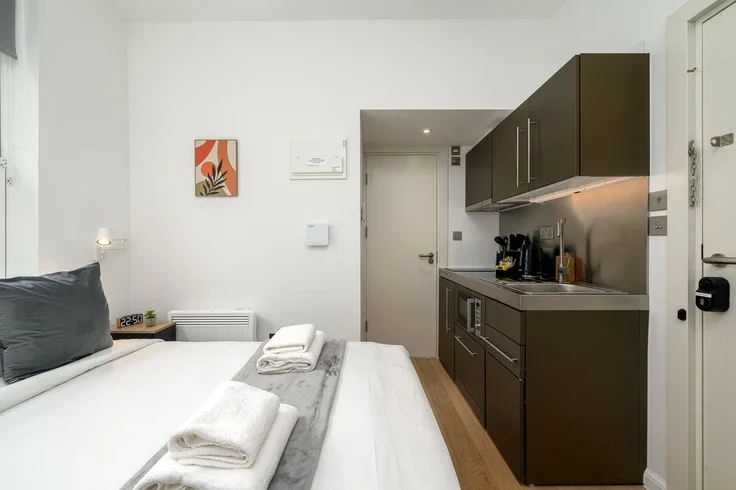 Flat Stockwell Street in Greater London