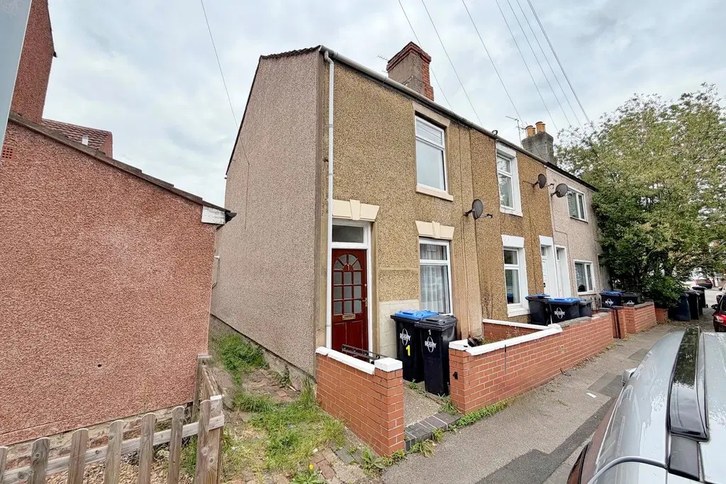 Flat Hunter Street in Rugby