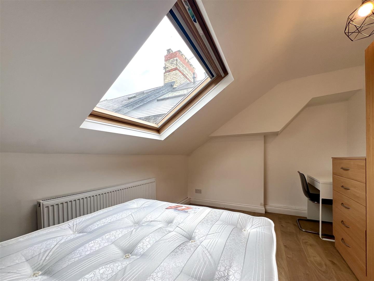 Flat Eslington Terrace in Newcastle upon Tyne