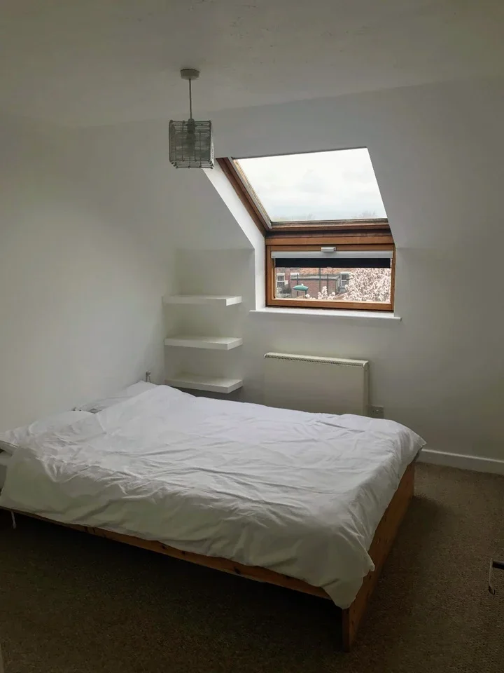 Flat Barrique Road in Nottingham
