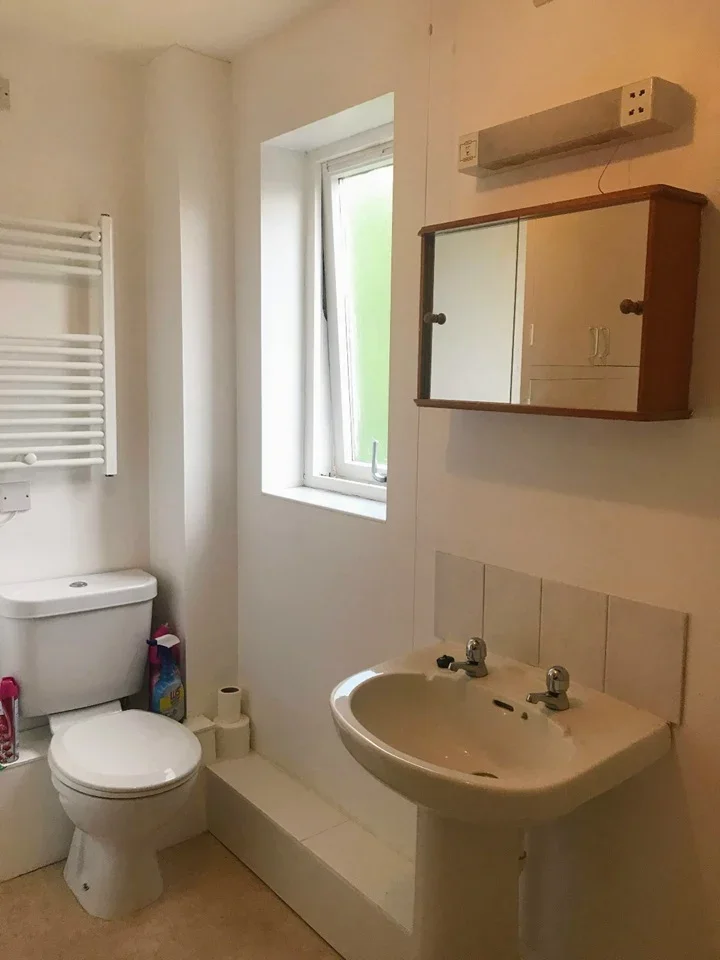 Flat Barrique Road in Nottingham