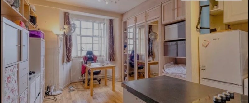 Flat Woburn Place in Greater London