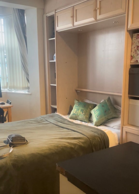 Flat Woburn Place in Greater London