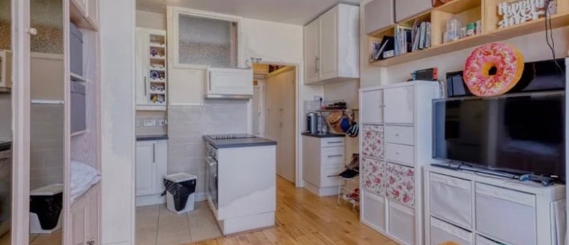 Flat Woburn Place in Greater London