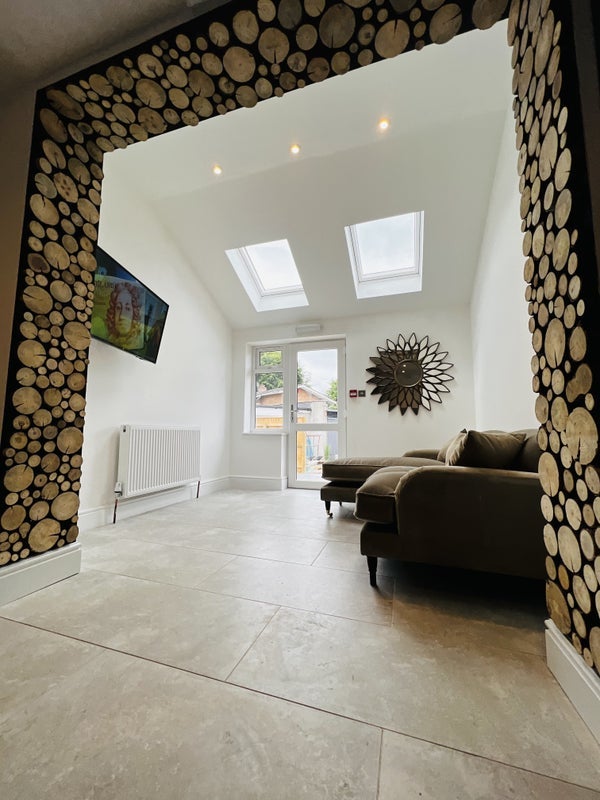 Room Eagle Road in Bristol
