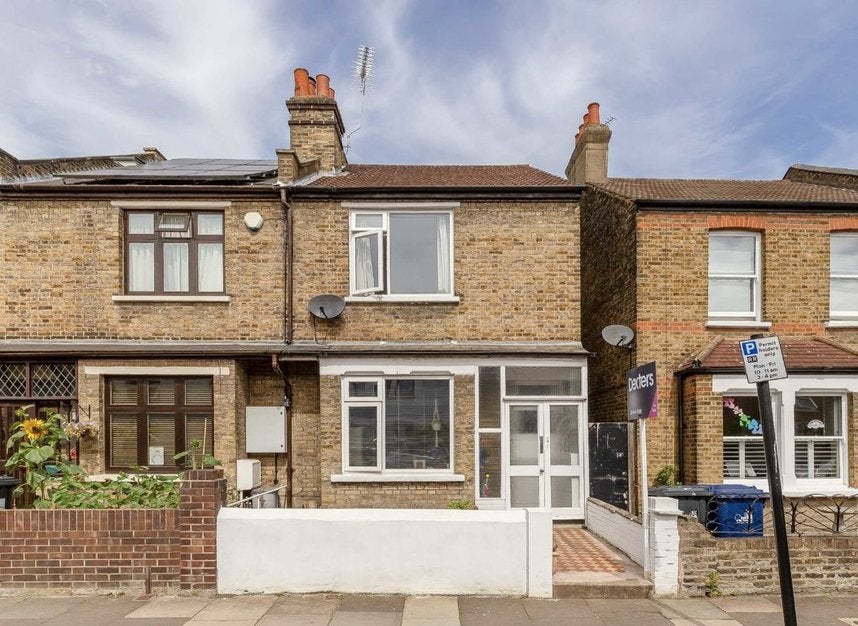 House Darwin Road in Greater London