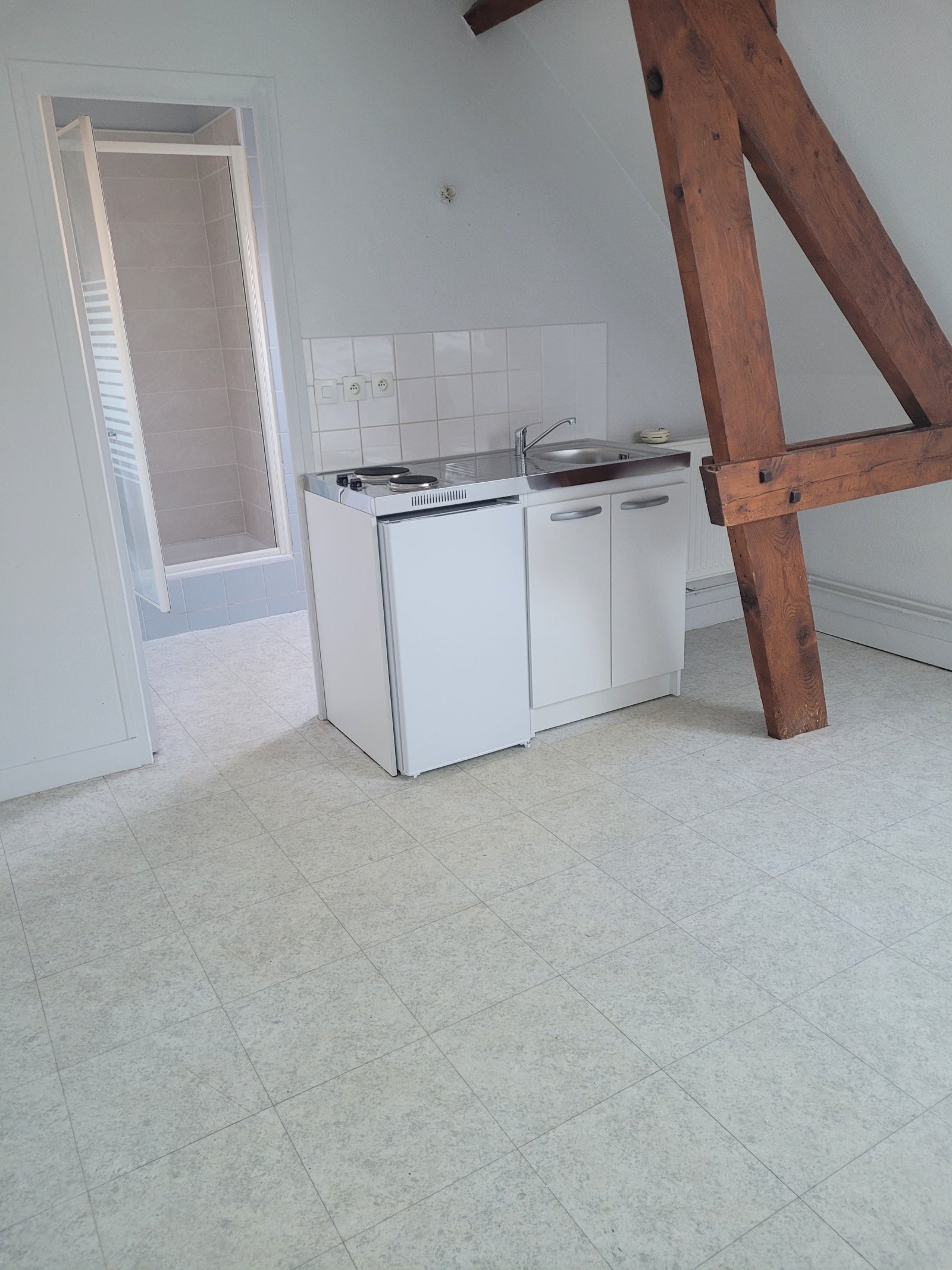 Flat Rue Saint-Jean in Gournay-en-Bray